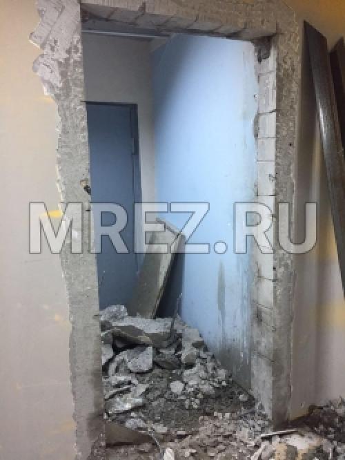 Можно в несущей стене прорубить дверь в. Общая информация 12