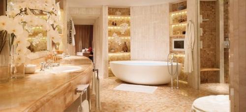 Как отмыть известковый налет в ванной. Налет в ванной: как просто и быстро удалить налет своими руками. Советы по выбору средств для уходу за кафелем и ванной 14 Как отмыть известковый налет в ванной. Налет в ванной: как просто и быстро удалить налет своими руками. Советы по выбору средств для уходу за кафелем и ванной 14