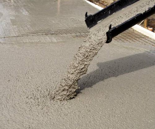 При какой температуре можно заливать отмостку. При какой температуре можно заливать фундамент осенью: технология заливки