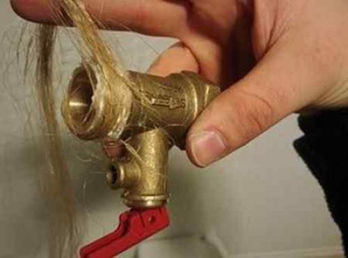 Как наматывать лен на резьбу. Паковка резьбы льном