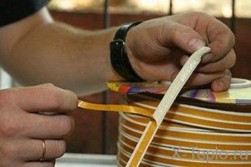 Как заклеить окна мылом. Как клеить окна мылом на зиму