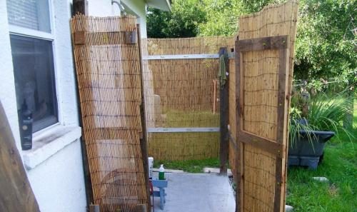 Необычный летний душ. Летний душ –, как построить для дачи своими руками? Идеи, чертежи и лучшие проекты (85 фото)