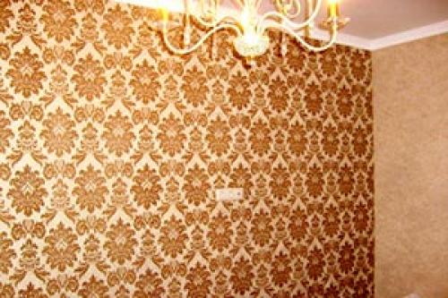 Сколько сохнут обои на флизелиновой основе после поклейки. Влияющие факторы на просушку 09