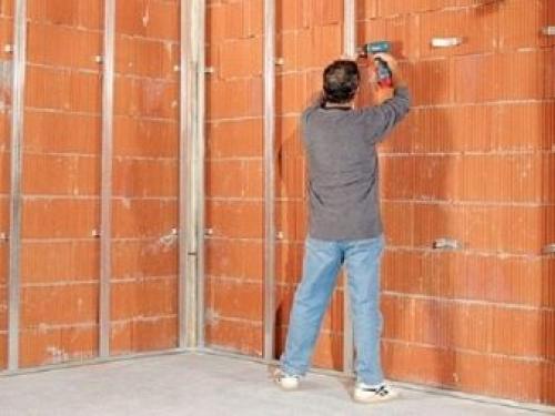 Как собрать каркас для гипсокартона на стену при высоте 4 м. Обшивка стен гипсокартоном 08 Как собрать каркас для гипсокартона на стену при высоте 4 м. Обшивка стен гипсокартоном 08