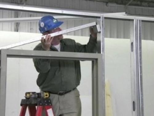 Как собрать каркас для гипсокартона на стену при высоте 4 м. Обшивка стен гипсокартоном 09 Как собрать каркас для гипсокартона на стену при высоте 4 м. Обшивка стен гипсокартоном 09