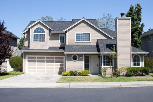 Гараж в своем доме. Дом с гаражом – очевидные преимущества