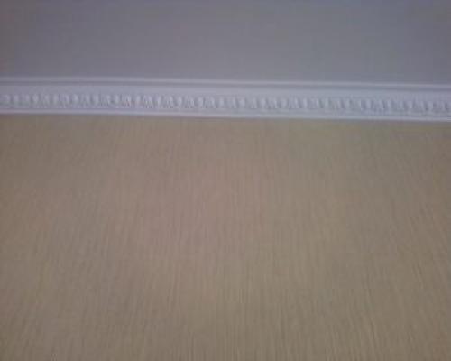 Обои на штукатурку от застройщика. Нужно ли перед поклейкой обоев на стене штукатурить: чем в квартире лучше всего заштукатурить и что для этого нужно