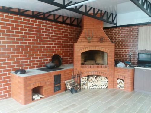 Быстрый мангал из кирпича. Мангал из кирпича: чертежи, фото, видео. Инструкция, как сделать простой мангал на участке?