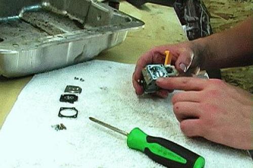 Как отремонтировать триммер бензиновый своими руками. Ремонт триммеров бензиновых своими руками: советы и рекомендации 01 Как отремонтировать триммер бензиновый своими руками. Ремонт триммеров бензиновых своими руками: советы и рекомендации 01