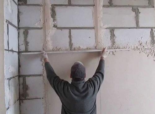 Фасадная штукатурка для пеноблоков. Как оштукатурить стену из пеноблоков своими руками?