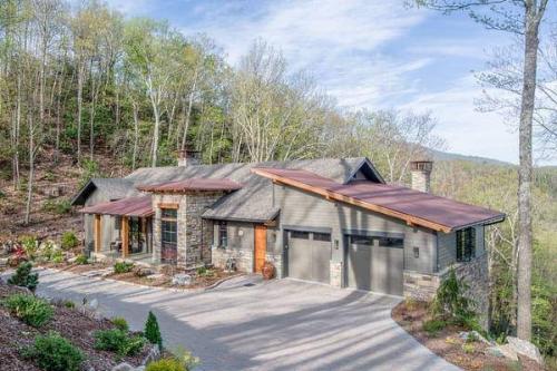 Модные цвета фасадов домов. Цвет фасада дома в 2019 году: советы, идеи и фото