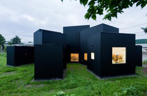 Модные цвета фасадов домов. Сочетания