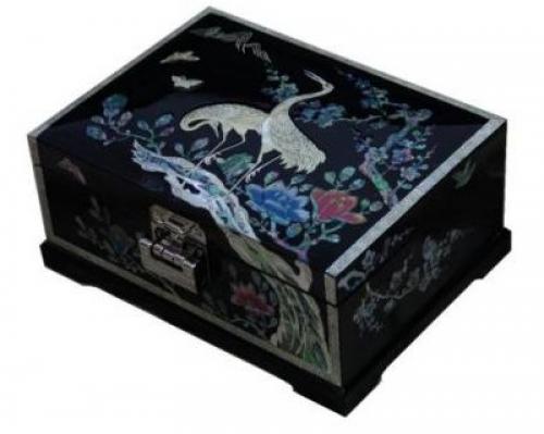 Как сделать перламутровую краску. Как получить перламутр в домашних условиях