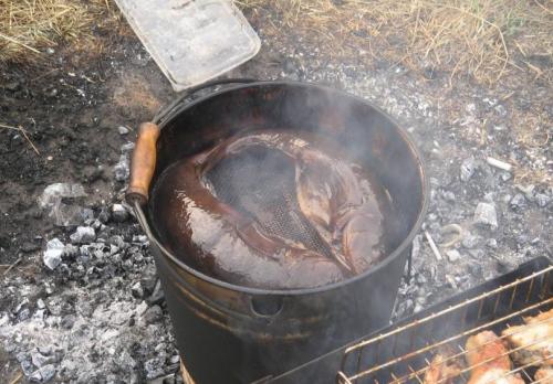 Коптильня во дворе своими руками. Как сделать коптильню своими руками — чертежи, схемы, проекты и особенности постройки коптильни (145 фото и видео)