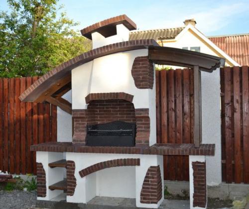 Барбекю на даче. Барбекю для дачи — виды, устройство и нюансы установки. Лучшие идеи оформления летних кухонь (135 фото)