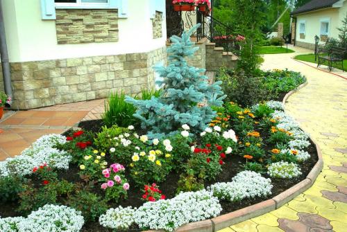 Создание клумбы своими руками пошагово. Этапы создания клумбы в саду (пошагово)