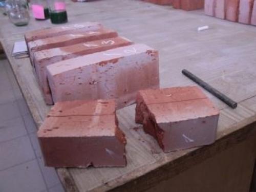 Вес кирпича белого. Значения по разновидностям 01 Вес кирпича белого. Значения по разновидностям 01