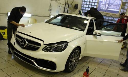 Оклейка авто пленкой своими руками. Оклейка автомобиля пленкой своими руками