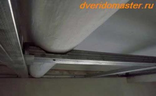 Натяжной потолок с балками. Натяжной потолок с декоративными балками 10 Натяжной потолок с балками. Натяжной потолок с декоративными балками 10