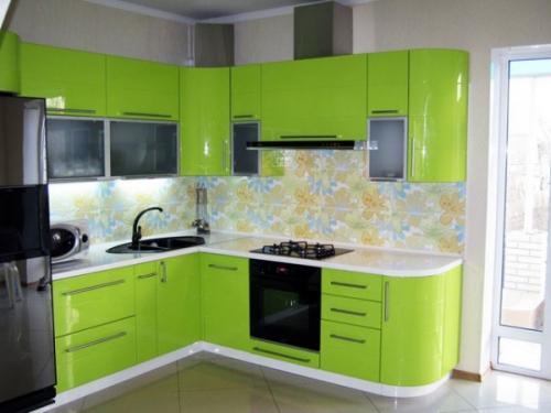Бело-зеленые кухни: сочетание стиля и комфорта 18 Бело-зеленые кухни: сочетание стиля и комфорта 18