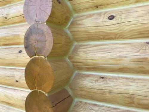 Можно ли использовать современные герметики для заделки трещин в срубе. Герметизация щелей деревянного дома акриловым герметиком