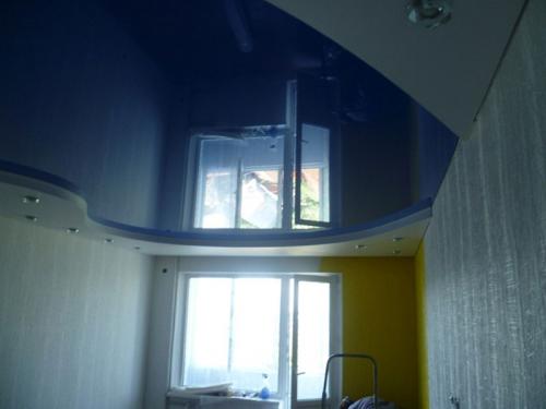 На сколько опускают натяжные потолки. На сколько опустится натяжной потолок