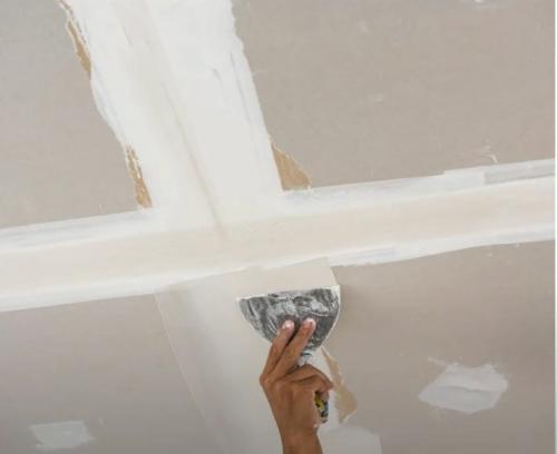 Натяжные потолки. Плюсы натяжного потолка