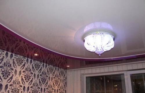 Натяжной потолок с отступом от стены. Как поставить натяжное полотно на потолки с перепадом уровня