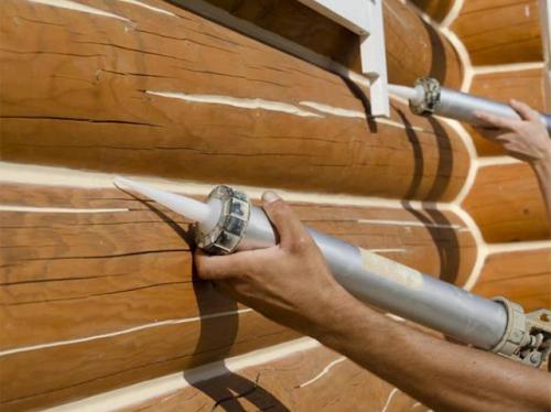 Какой способ заделки трещин подходит для древесины разных пород. Как заделать щели при помощи герметика