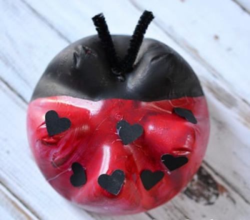 Поделки из пластиковых бутылок в школу. Поделки из пластиковых бутылок: ТОП 20 идей (мастер-класс для детского сада)