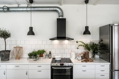 Как выбрать плитку для кухонного фартука. Что такое фартук на стене кухни 26