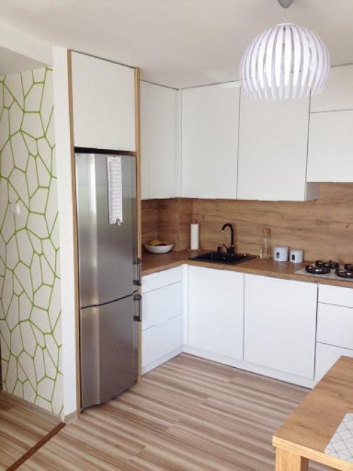 Можно ли клеить фартук на плитку. Самоклеющаяся плитка на кухне