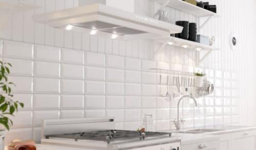 Плитка на кухню фартук кирпичиками. Материалы для фартука под кирпич на кухне