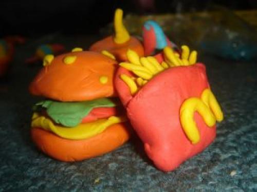 Как сделать еду для кукол из пластилина. Еда для кукол. Как сделать еду для кукол из пластилина?