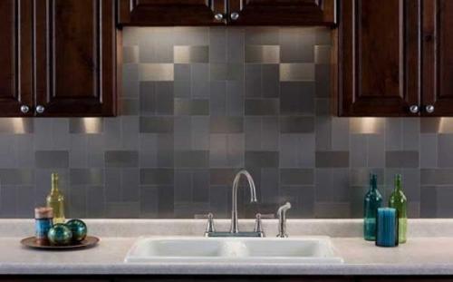 Фартук для белой глянцевой кухни. Материалы фартука для кухни