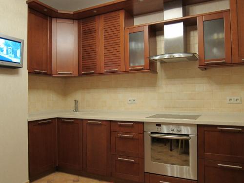 Цвета фартука для кухни. Как выбрать фартук для кухни: практические советы, фото примеры