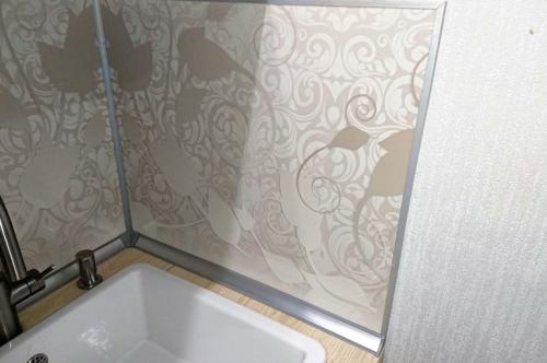 Соединение кухонного фартука. Особенности кухонного фартука для кухни из МДФ