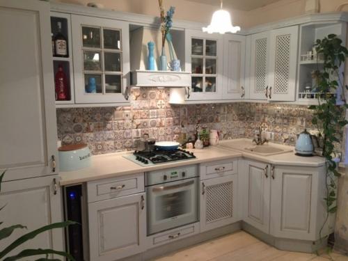 Из чего сделать фартук на кухне. Бюджетные варианты 33 Из чего сделать фартук на кухне. Бюджетные варианты 33