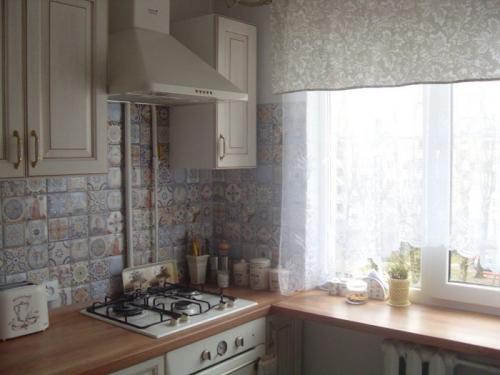 Топ-8 материалов для кухонного фартука. Критерии выбора 17