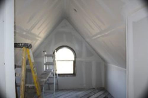 Отделка мансарды мдф панелями. Отделка мансарды своими руками, фото вариантов