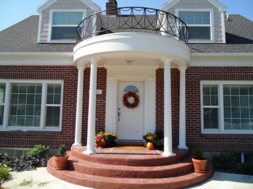Крыльцо к дому своими руками: поэтапная пристройка крыльца к дому. Крыльцо из дерева, металла, бетона, кирпича или камня. Дизайн и оригинальные идеи + 80 фото!
