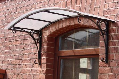Крыльцо с навесом своими руками. Материалы для козырька