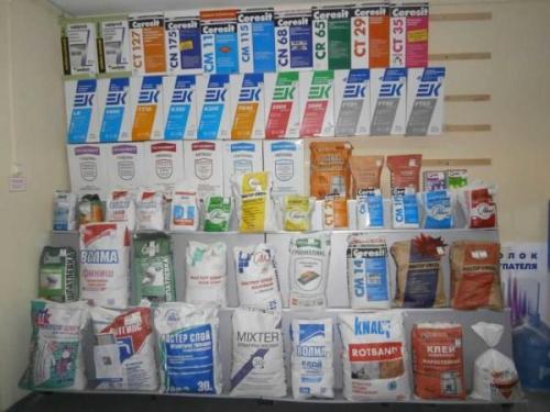 Как шпаклевать гипсокартон под обои. Выбираем правильную шпатлевку