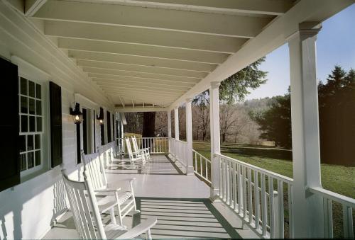 Крыльцо из металла и дерева. Крыльцо — идеи строительства своими руками. 120 фото лучших проектов современности