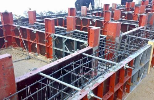 Мелкощитовая опалубка: сфера применения, монтаж на участке