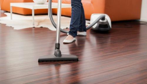 Как поднять тяжелый шкаф. Меры предосторожности при передвижении мебели