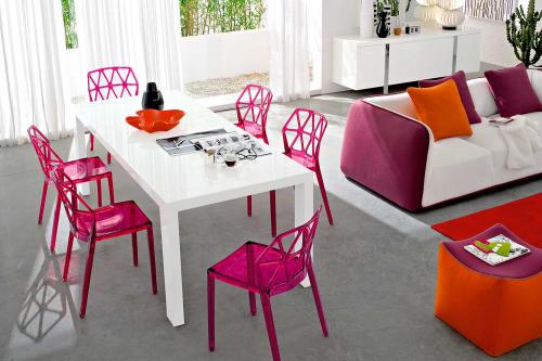 Расстановка мебели в столовой. Материалы изготовления