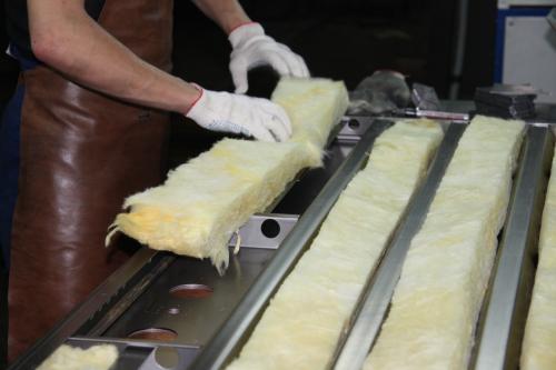 Как утеплить входную дверь в частном доме. Утепление входной двери в частном доме