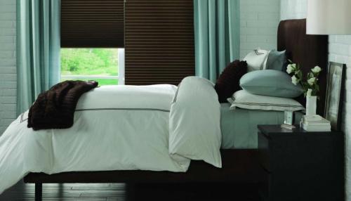 Интерьер хайтек с большими окнами: современность и свет 19 Интерьер хайтек с большими окнами: современность и свет 19