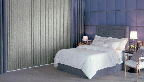 Интерьер хайтек с большими окнами: современность и свет 12 Интерьер хайтек с большими окнами: современность и свет 12